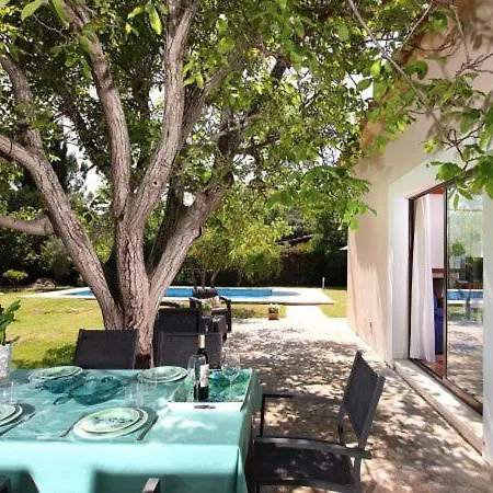 Sleeps 6 With Pool Air Con And Wifi Villa