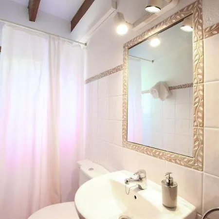 Sleeps 6 With Pool Air Con And Wifi Villa *