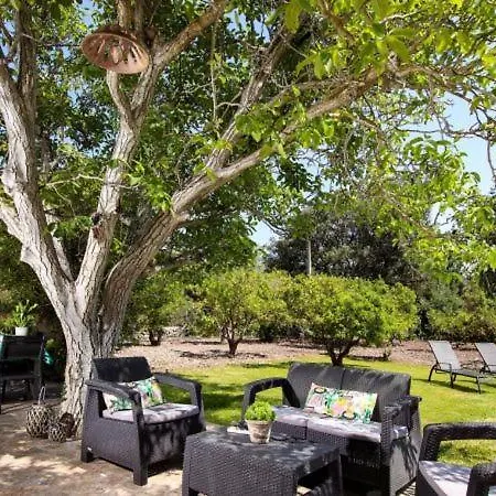 Sleeps 6 With Pool Air Con And Wifi Villa Pollenca