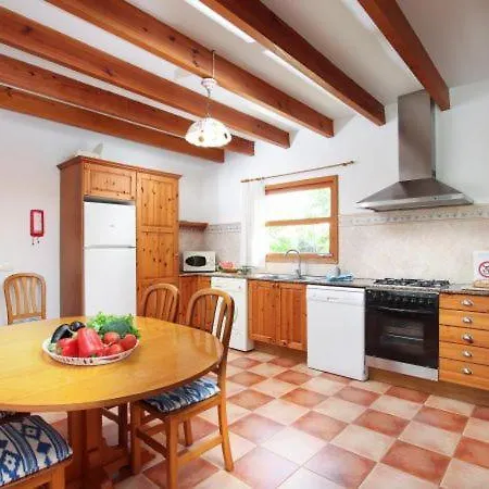 Sleeps 6 With Pool Air Con And Wifi Villa Pollenca