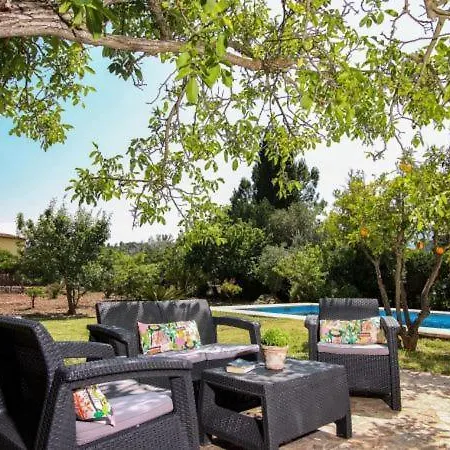 Villa Sleeps 6 With Pool Air Con And Wifi *